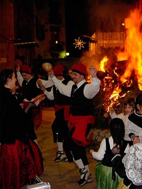 La fiesta de Sant Antoni de Ascó: actos sociales y festivos